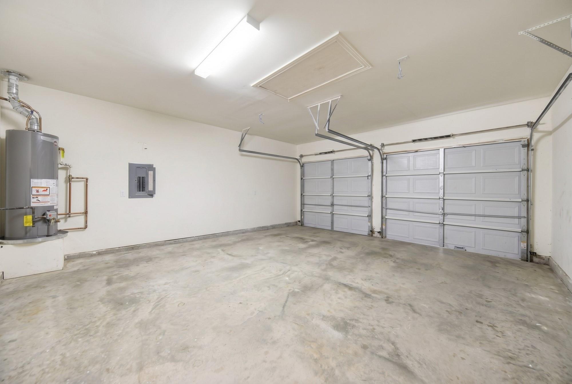 201 W Chatham Street