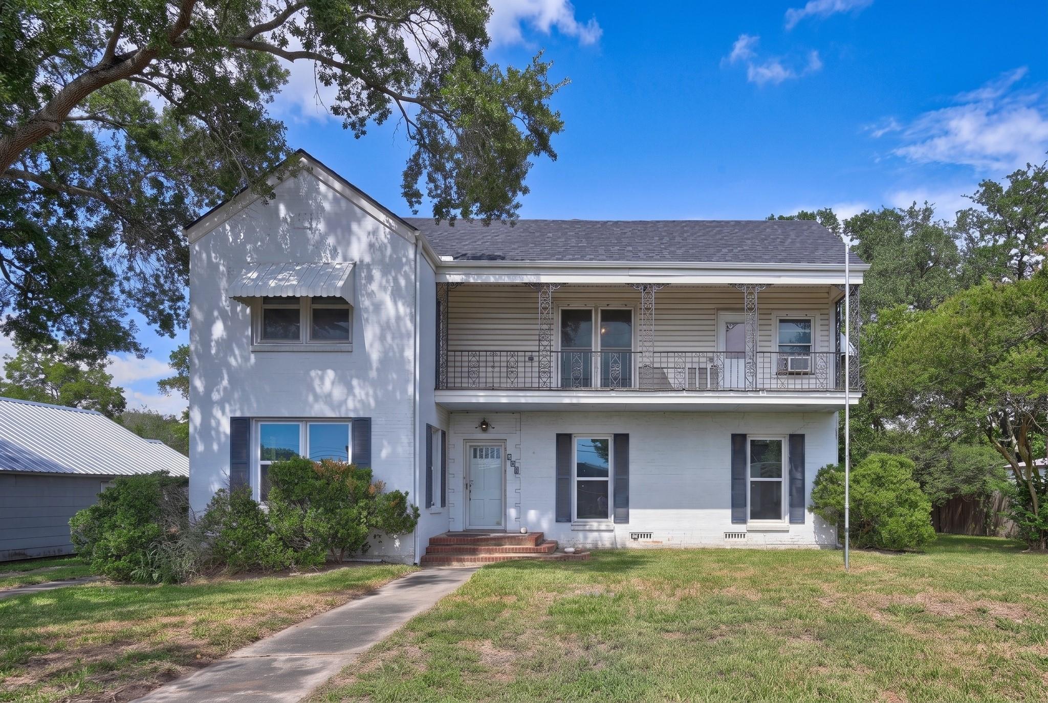 628 E Main Street