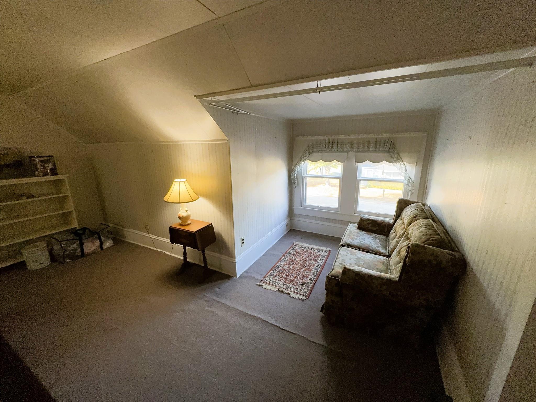 303 E Austin Street E