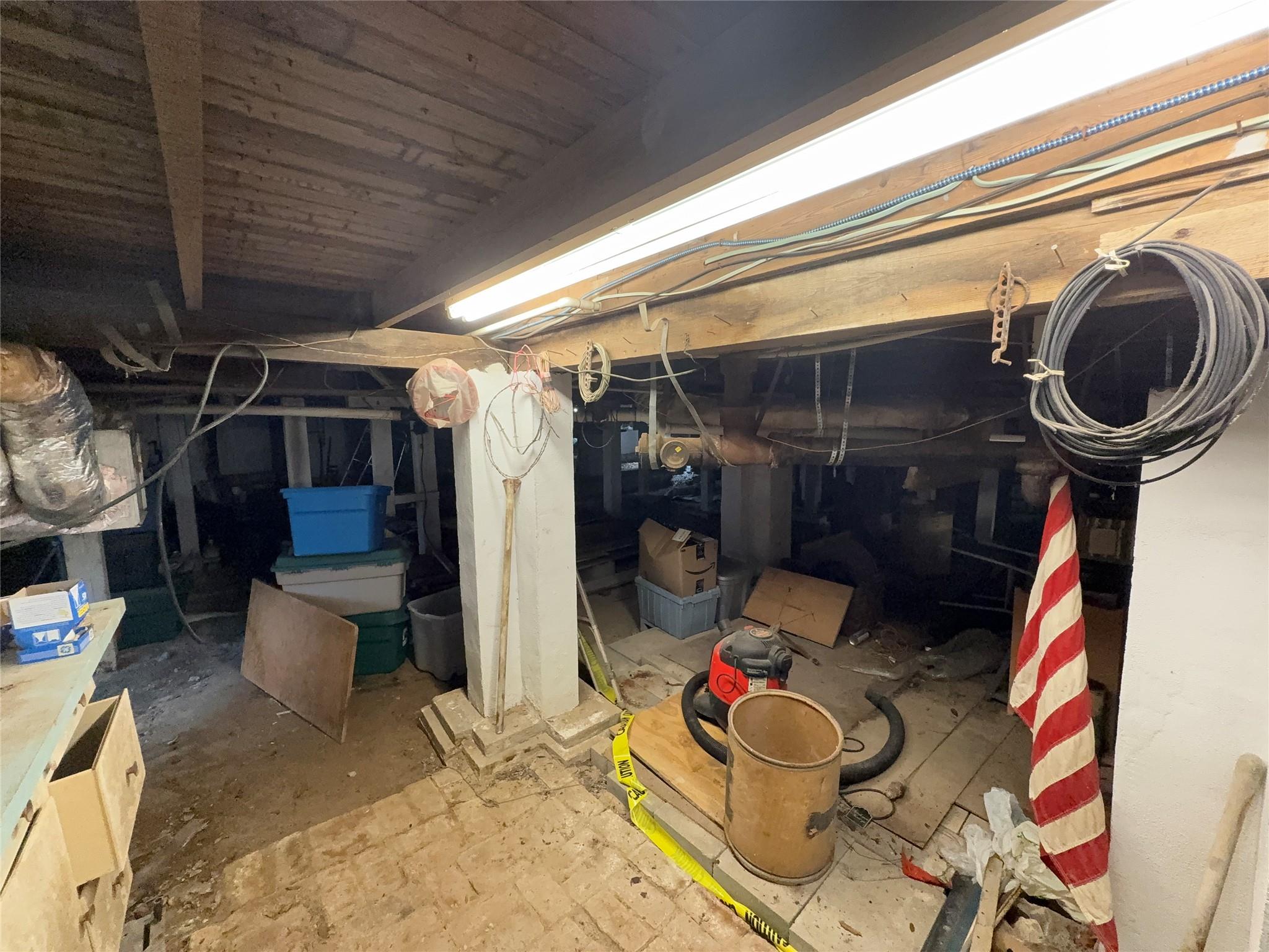 303 E Austin Street E