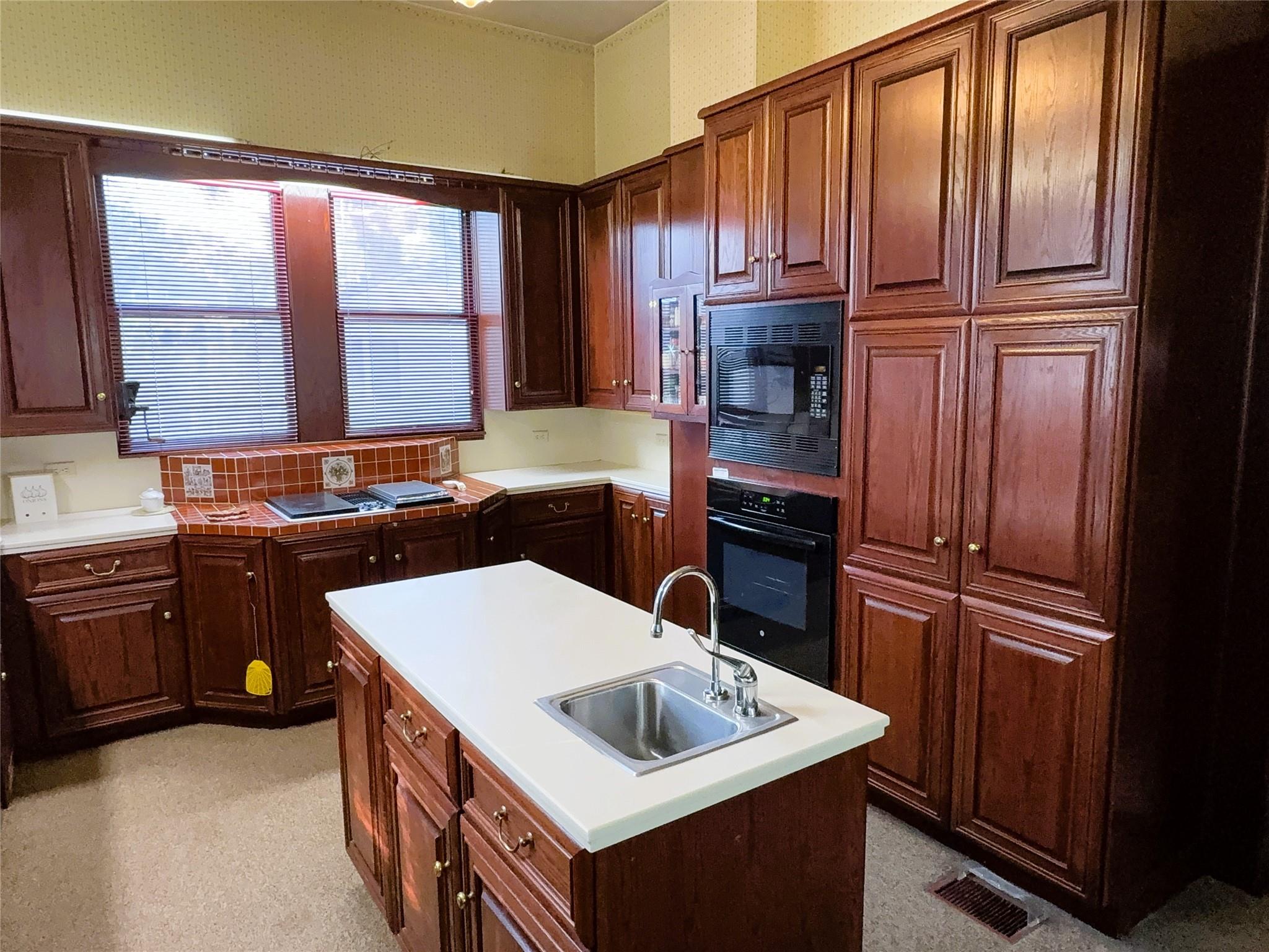 303 E Austin Street E