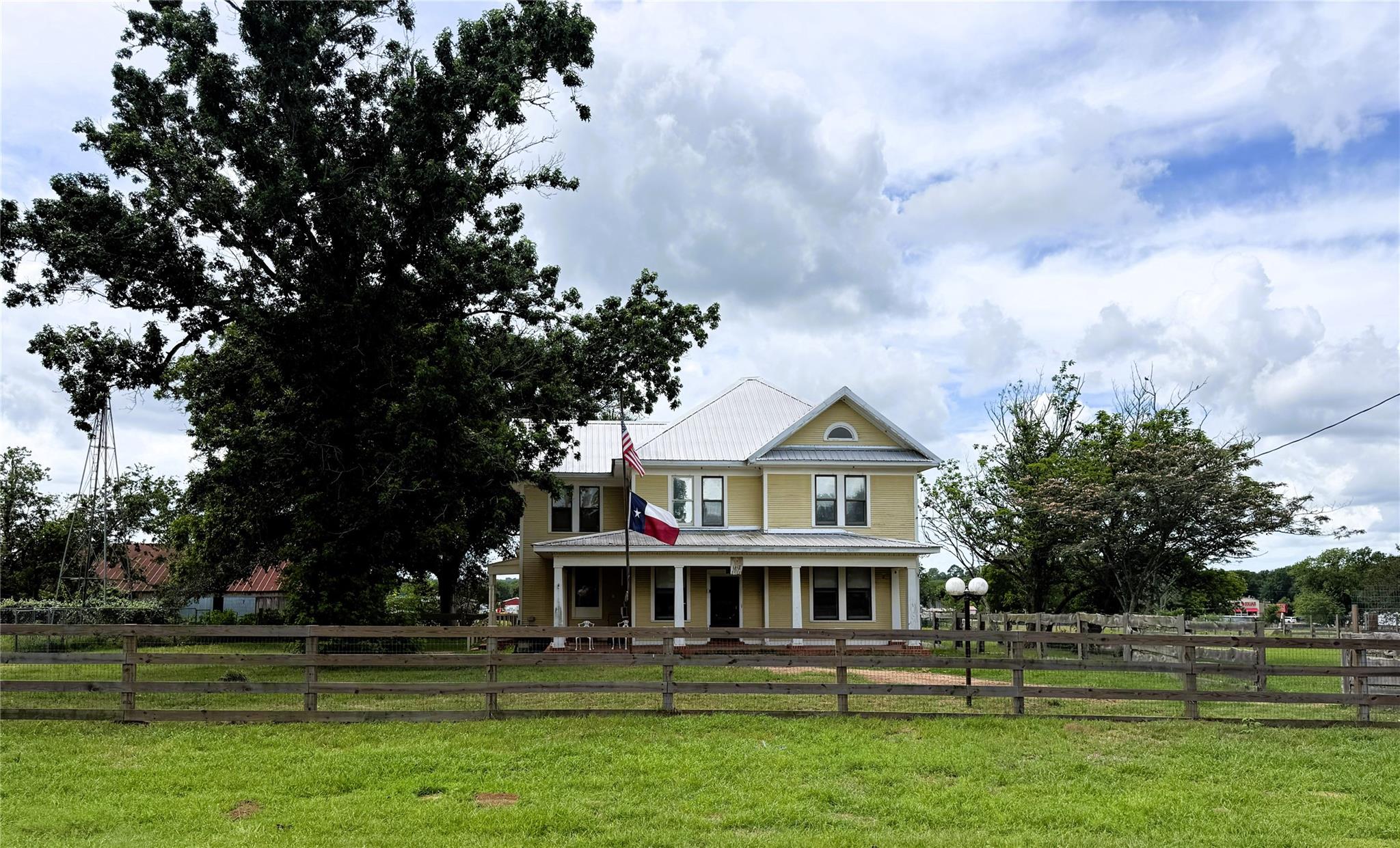 1417 Main Street