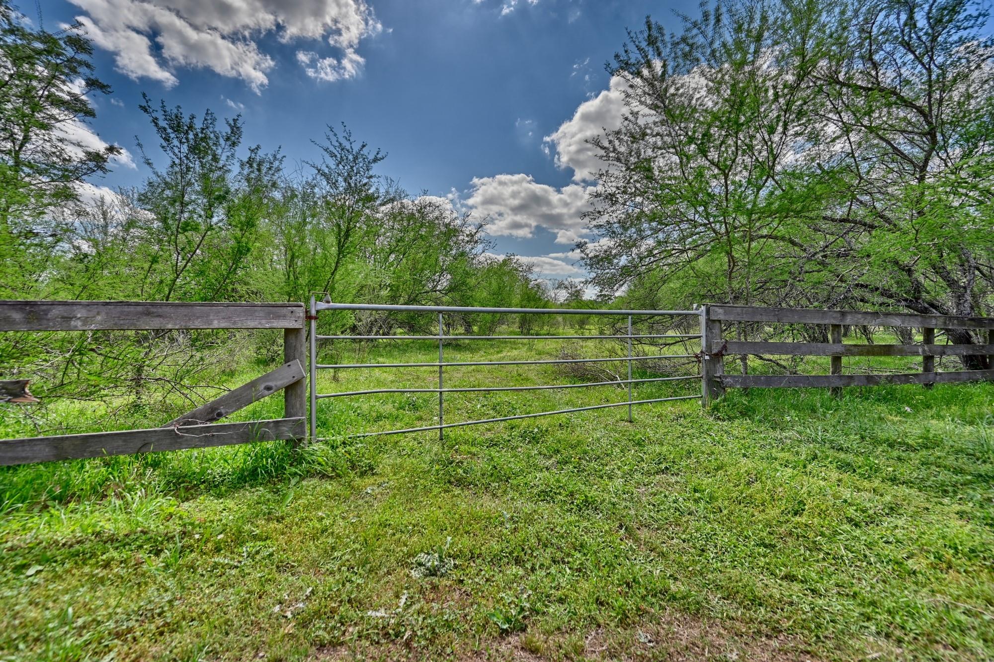 TBD Roadrunner Lane