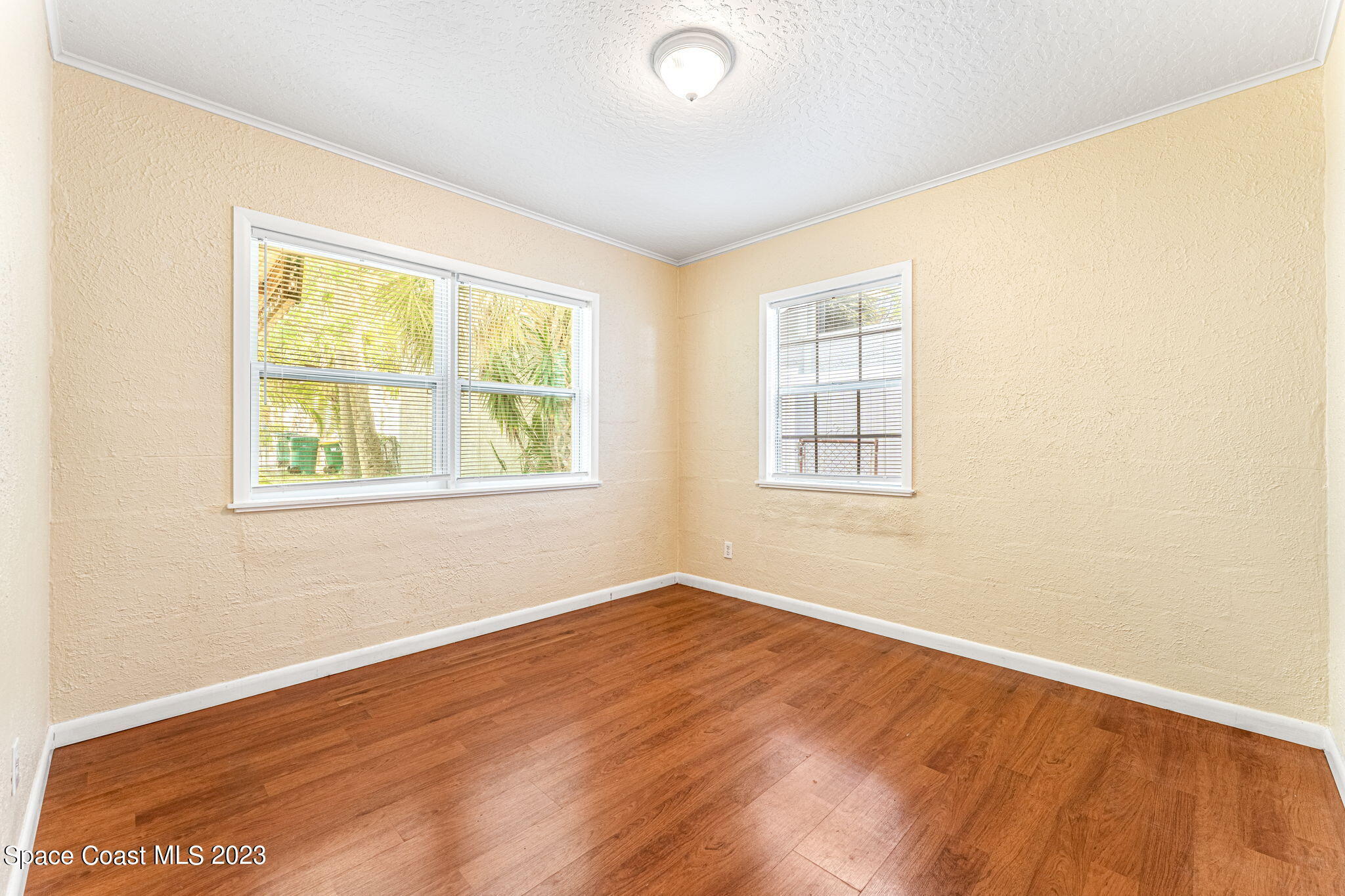 1487 Guava Avenue