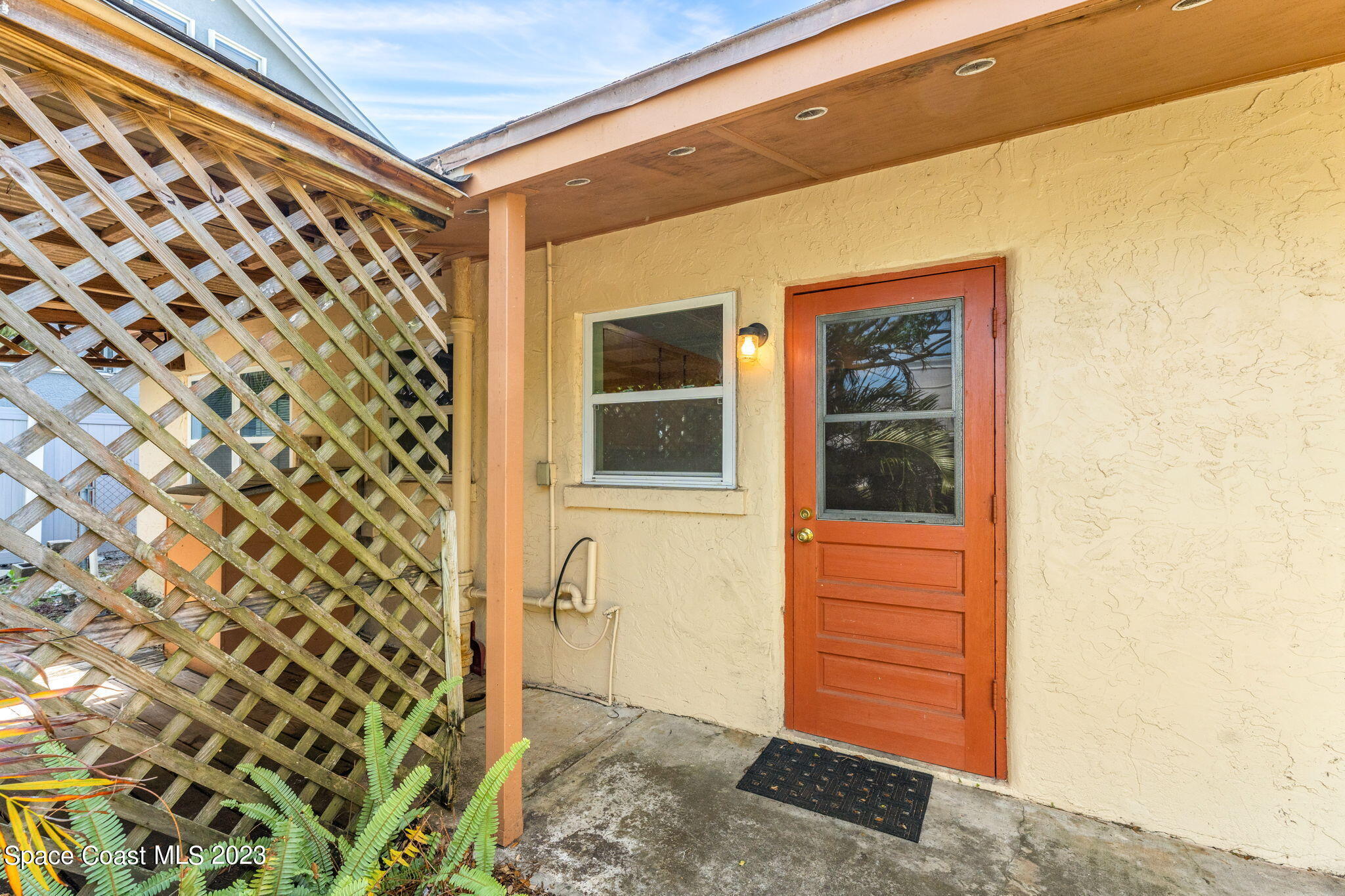 1487 Guava Avenue