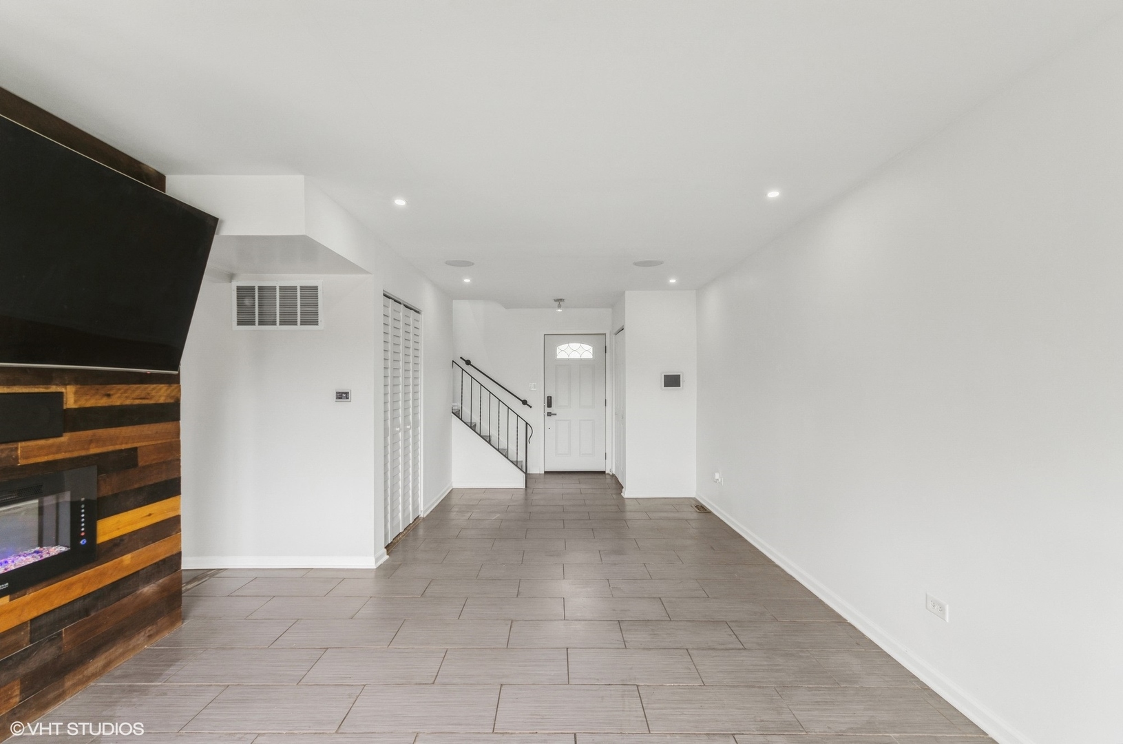 19659 Lake Shore Drive Court