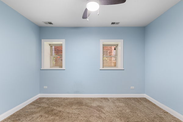 4721 S Greenwood Avenue Unit: G