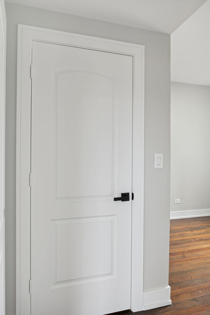 8956 S Aberdeen Street