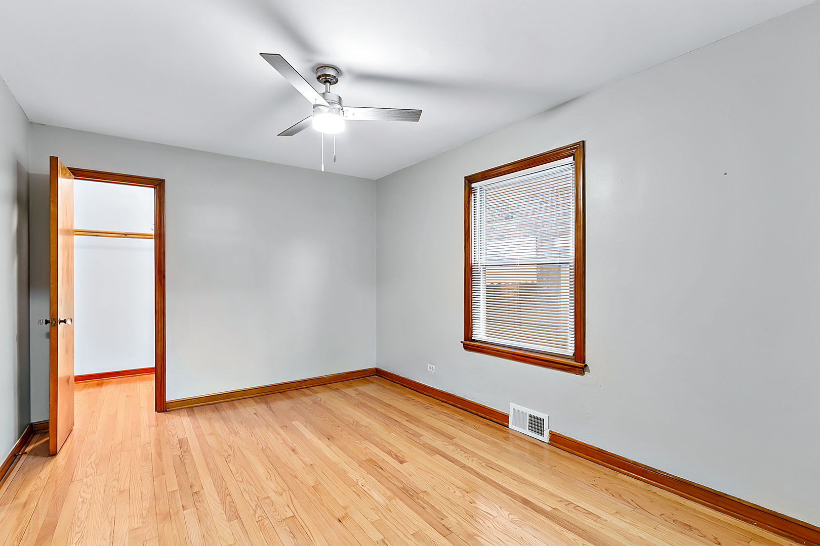 8429 S Bennett Avenue Unit: 1