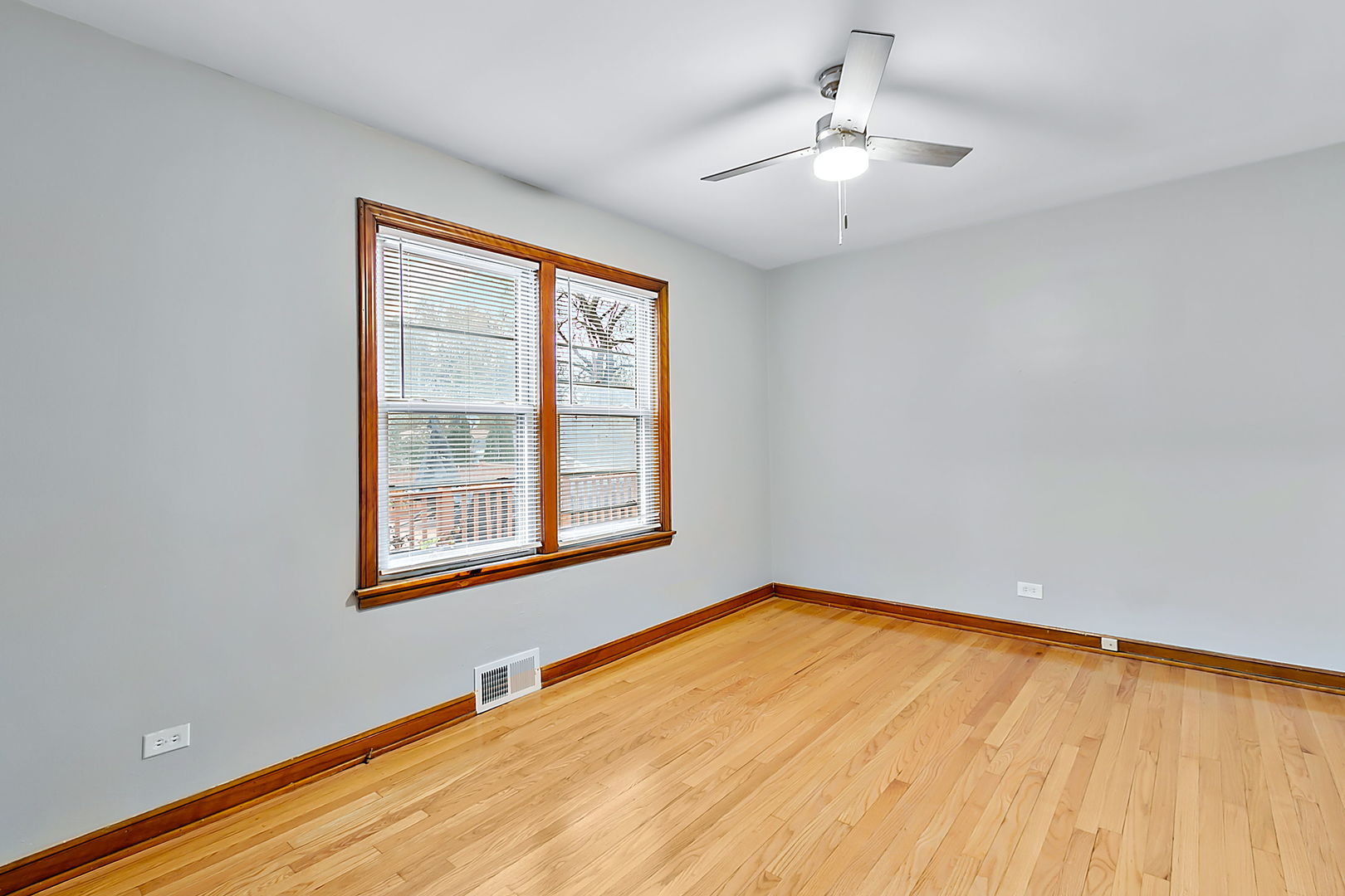 8429 S Bennett Avenue Unit: 1