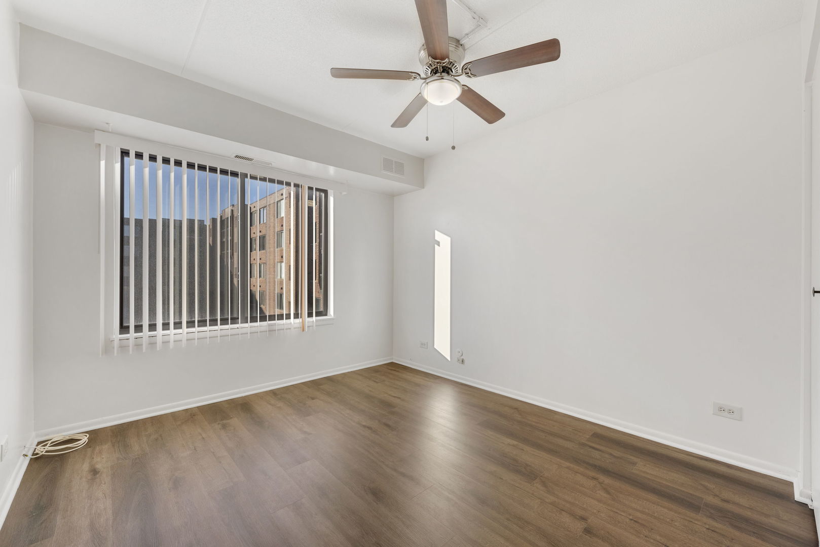 500 Park Avenue Unit: 521