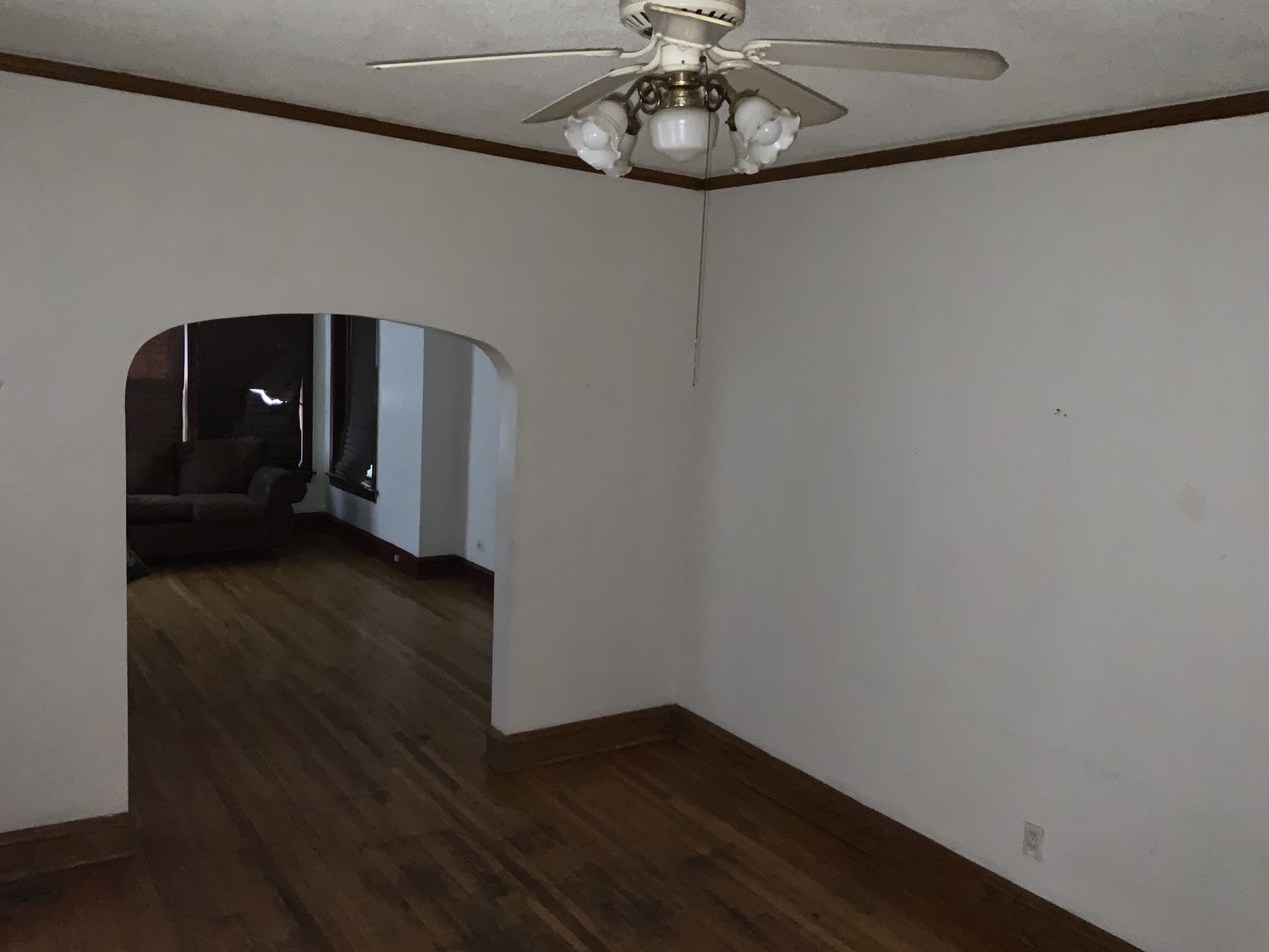 6327 S Artesian Avenue