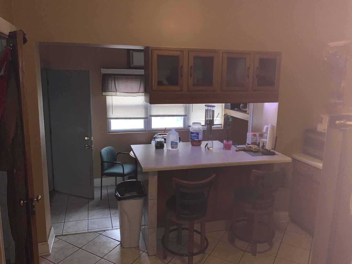 6327 S Artesian Avenue