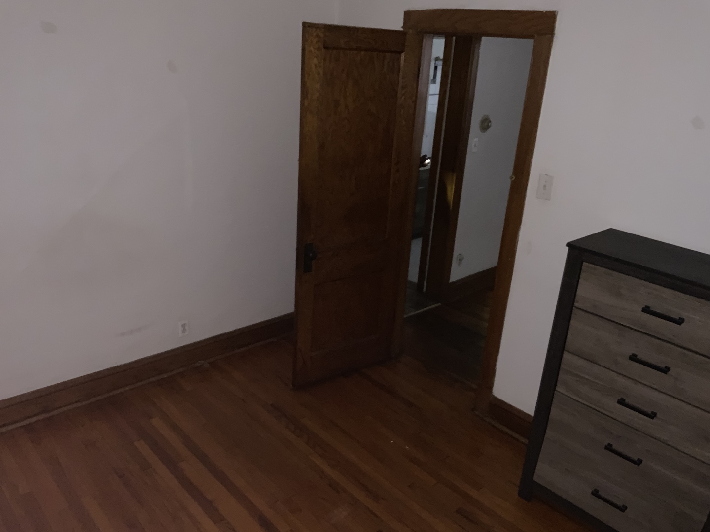 6327 S Artesian Avenue