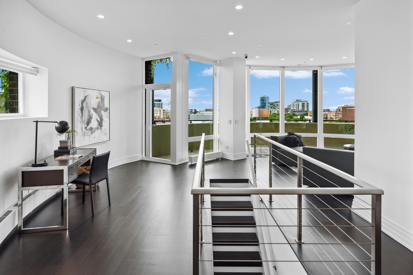 600 N Kingsbury Street Unit: 506