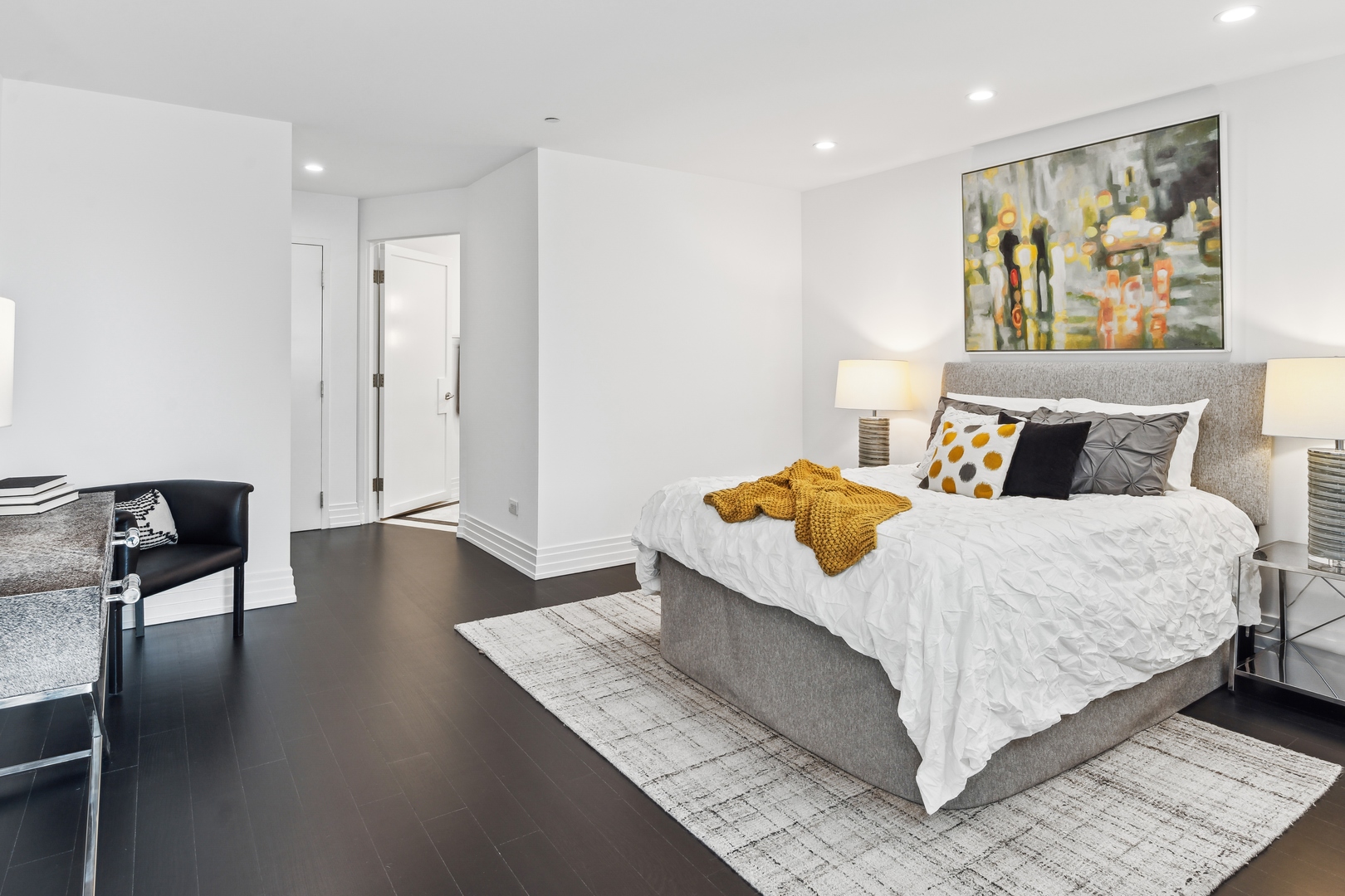 600 N Kingsbury Street Unit: 506