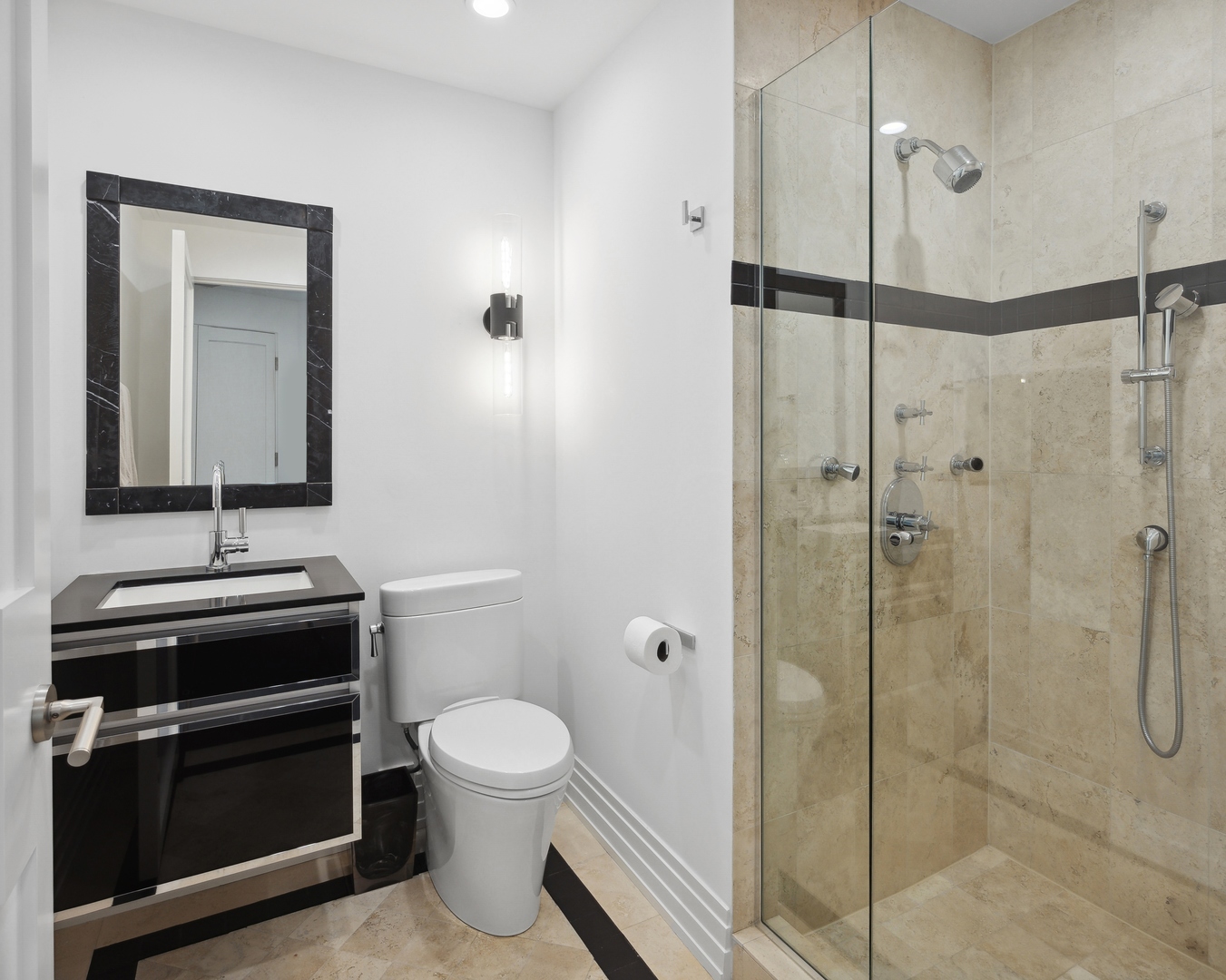 600 N Kingsbury Street Unit: 506