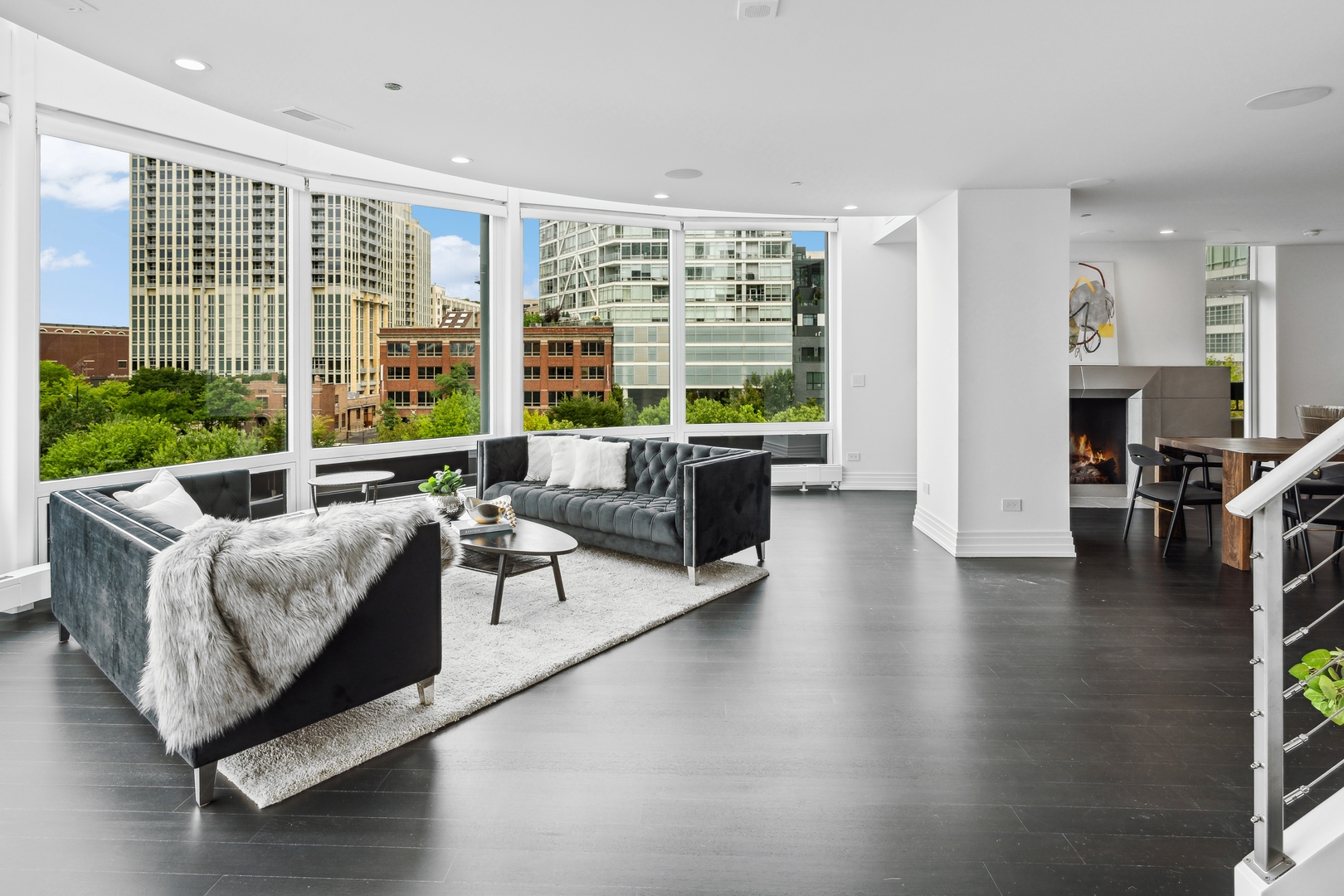 600 N Kingsbury Street Unit: 506