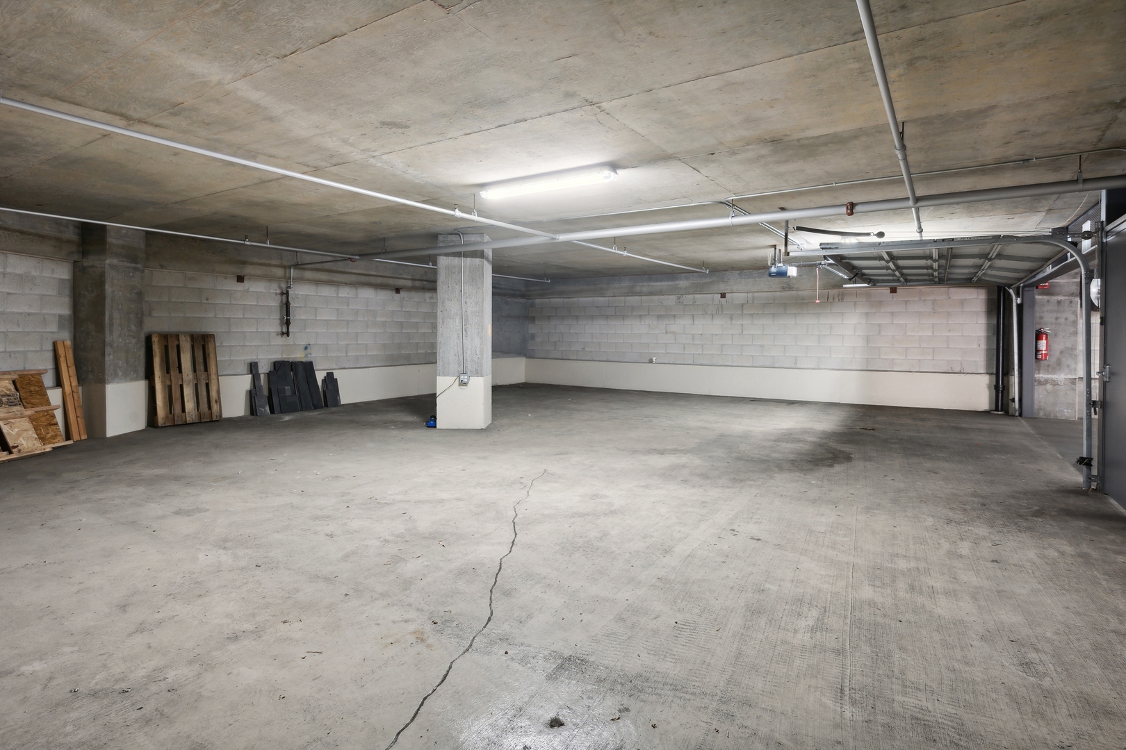 600 N Kingsbury Street Unit: 506