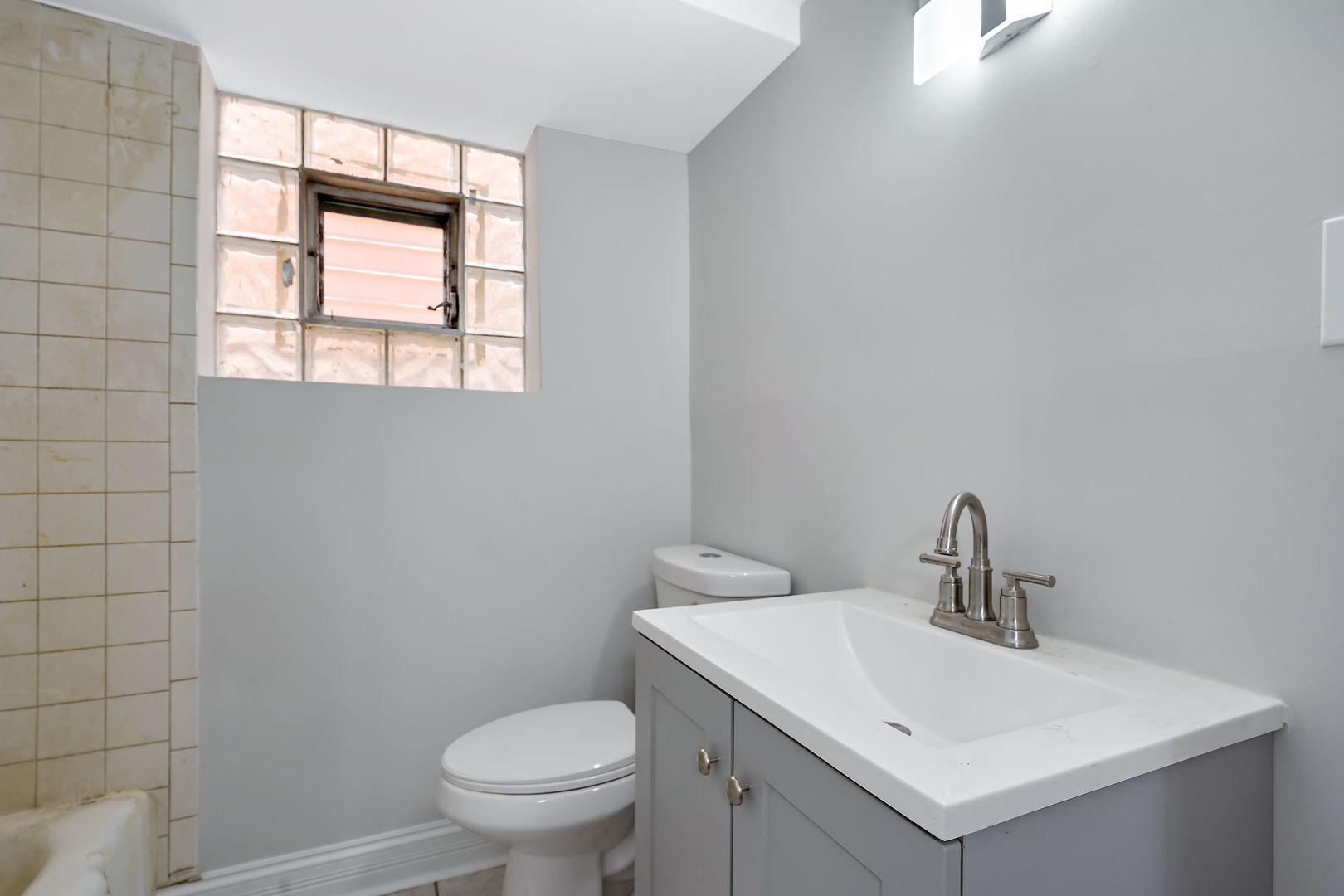 8018 S South Shore Drive