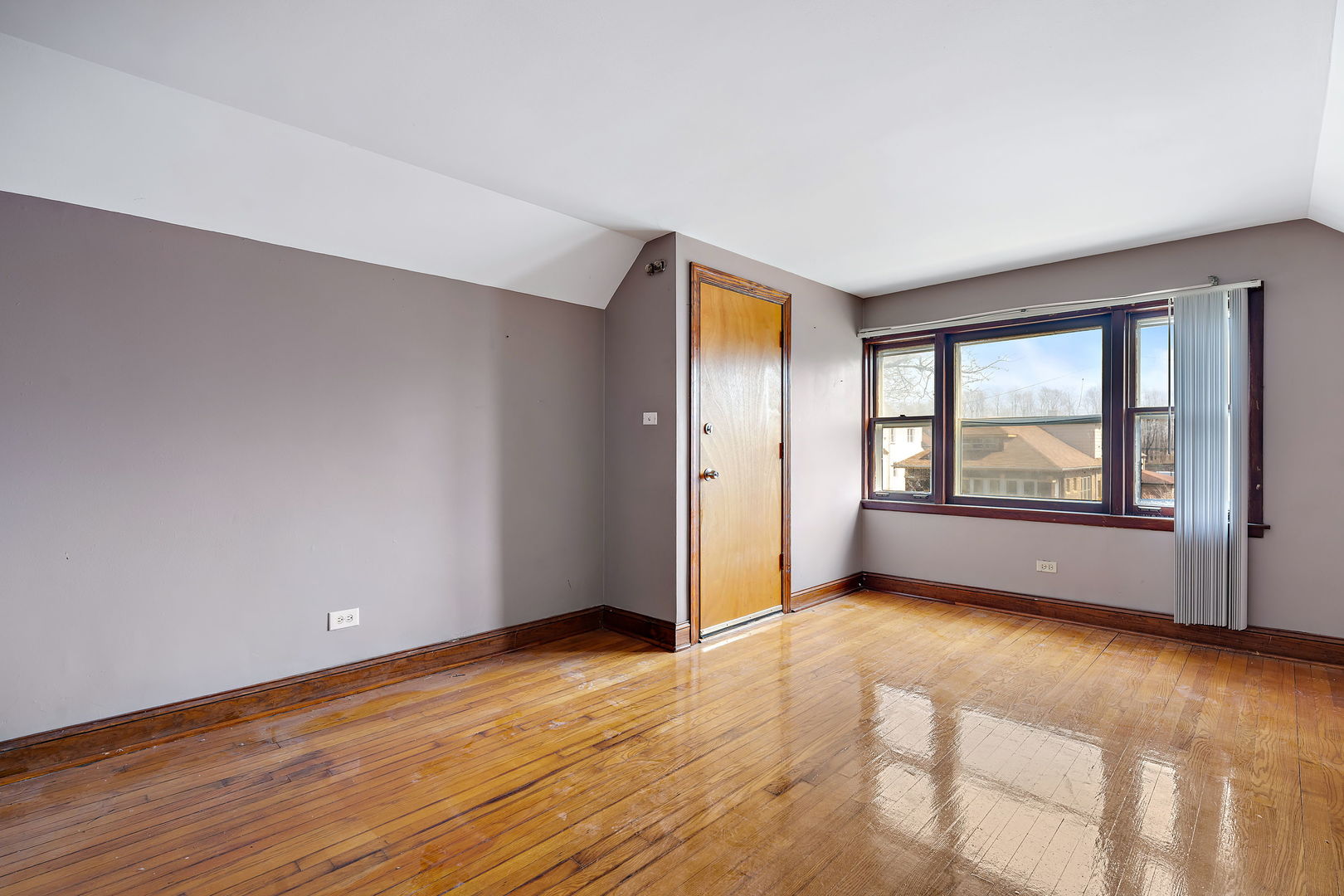 8018 S South Shore Drive