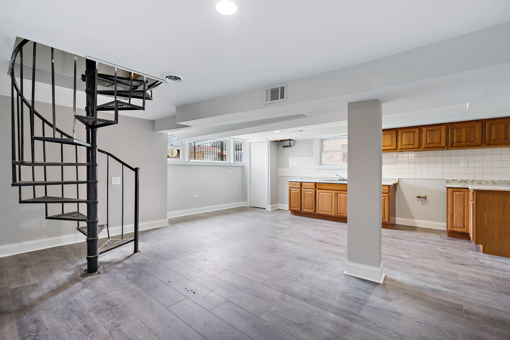 8018 S South Shore Drive