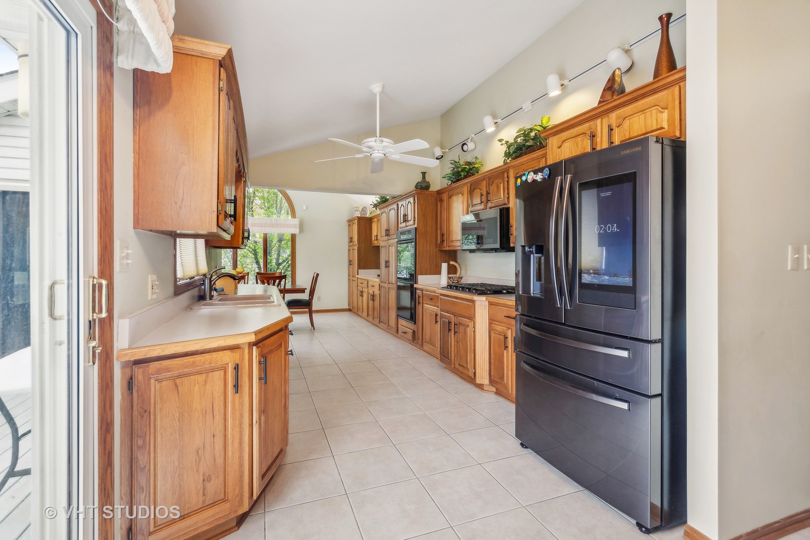 18733 Torrence Avenue