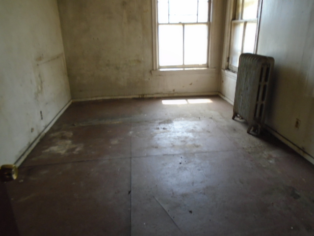 9372 S Vanderpoel Avenue