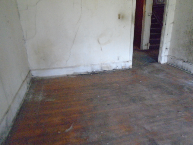 9372 S Vanderpoel Avenue