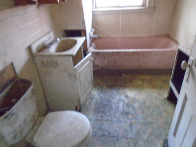 9372 S Vanderpoel Avenue