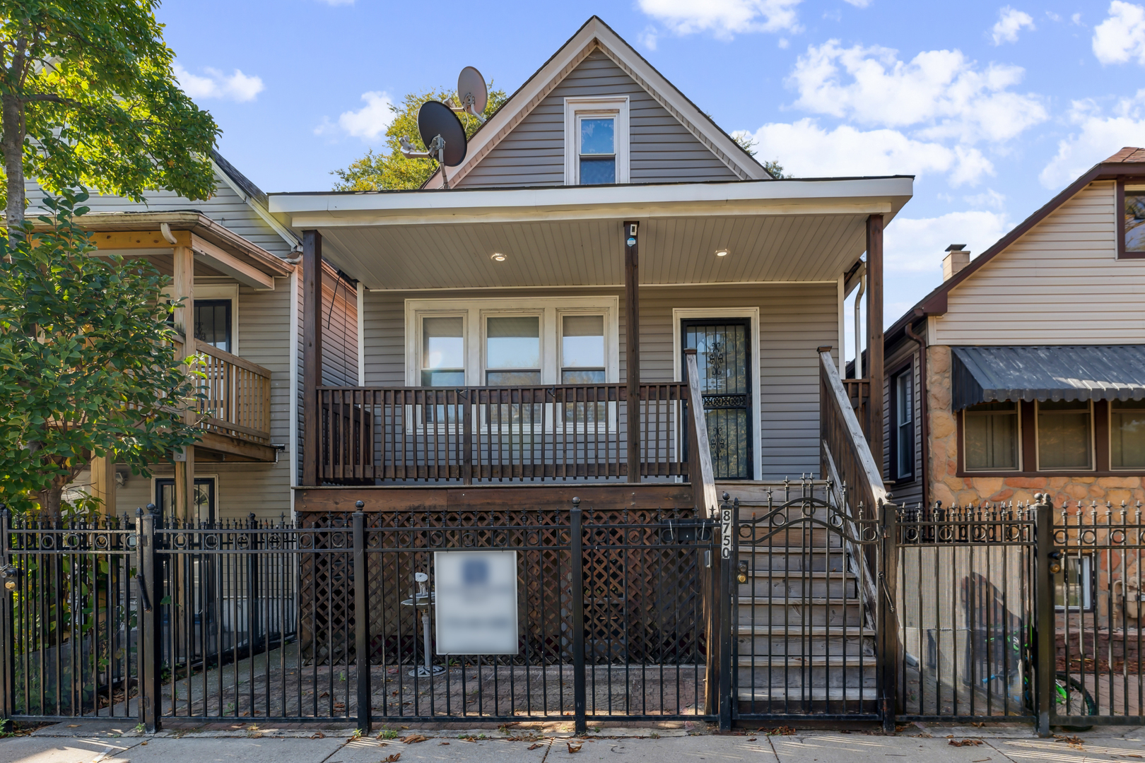 8750 S Saginaw Avenue