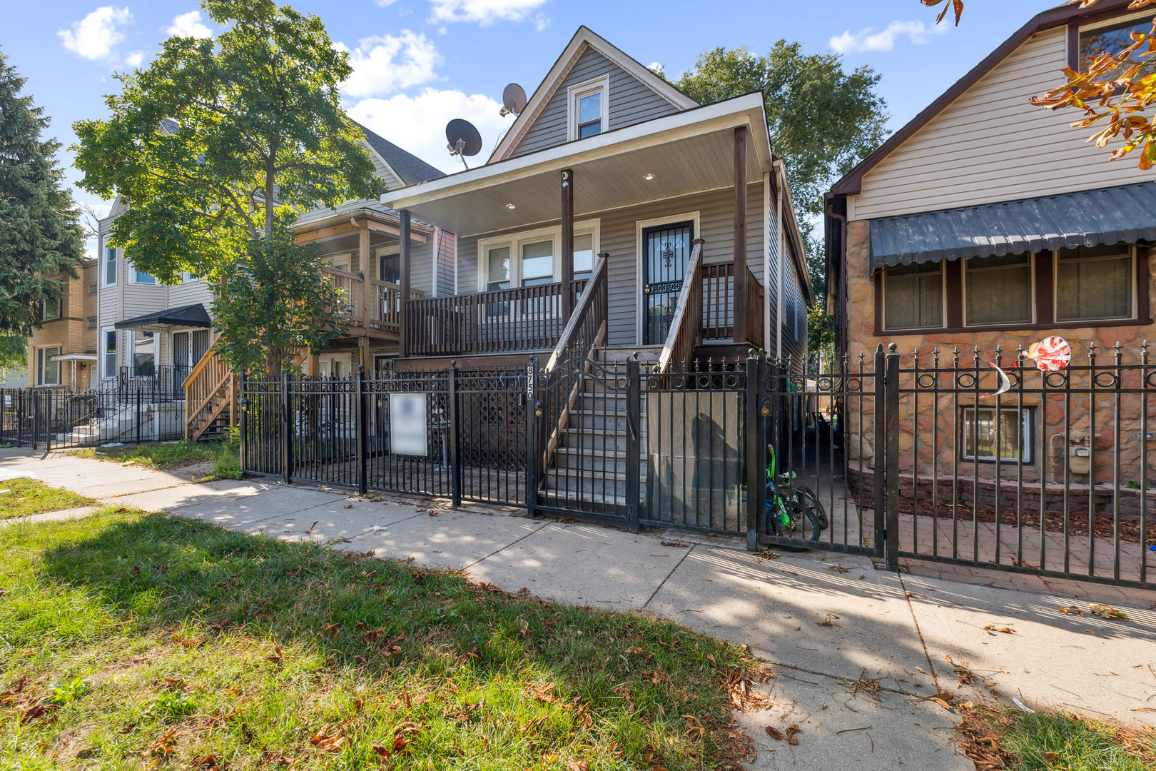 8750 S Saginaw Avenue