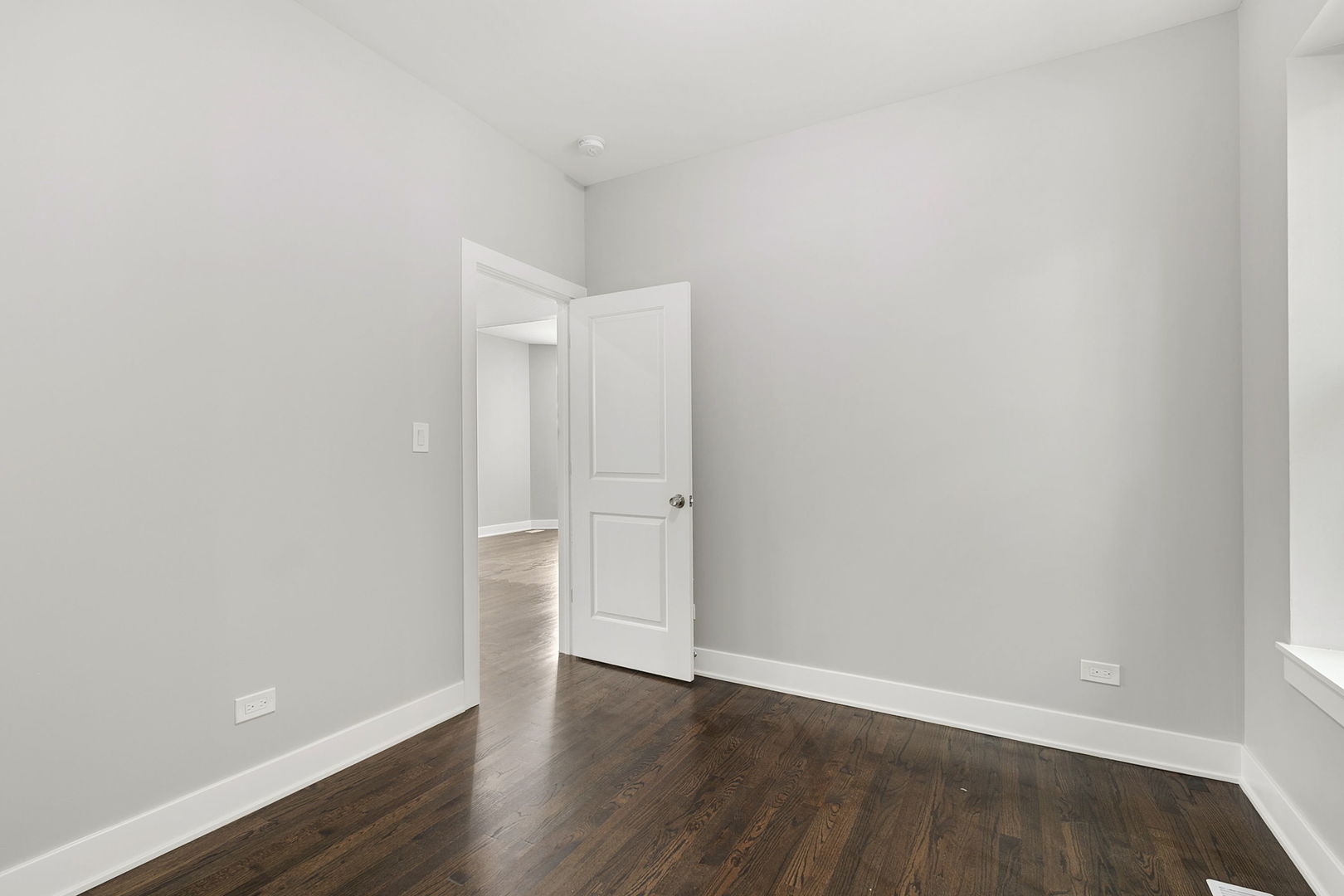 7359 S Emerald Avenue Unit: 2