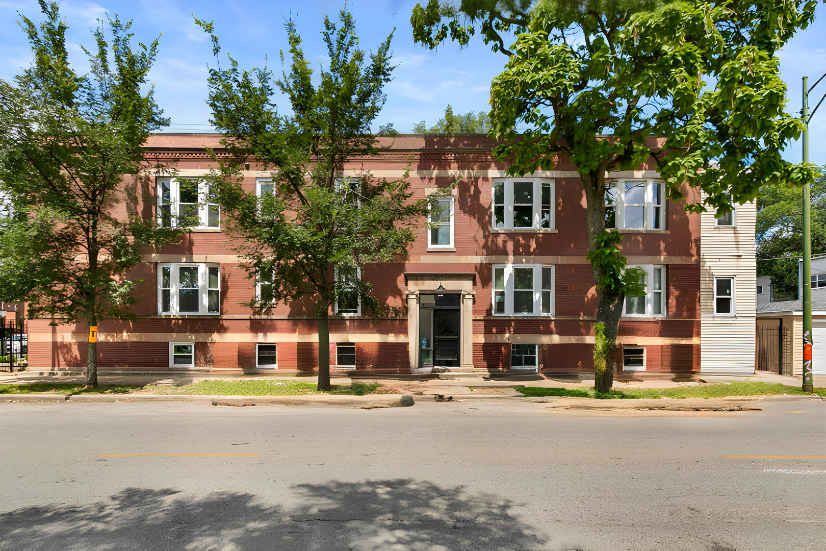 7359 S Emerald Avenue Unit: 3