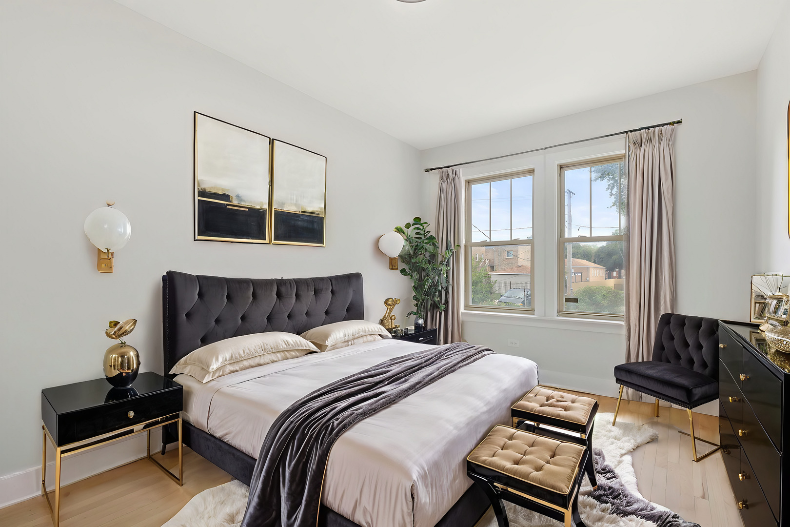 8059 S Indiana Avenue