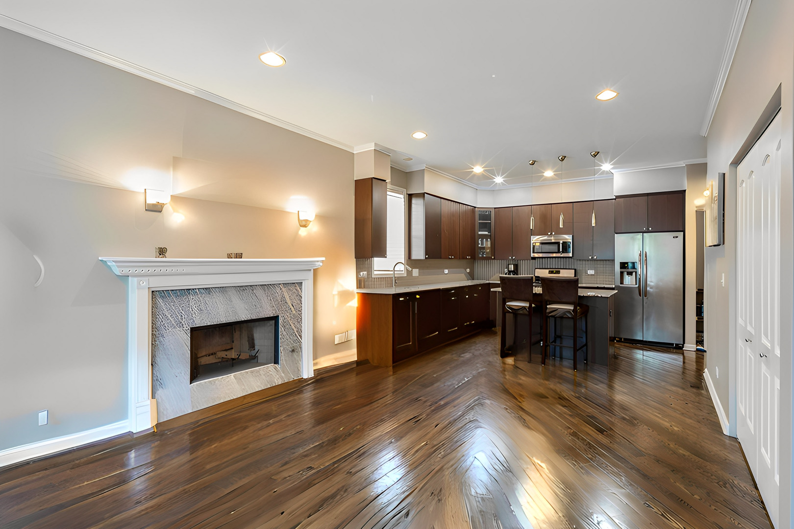 4806 S St. Lawrence Avenue Unit: 1S