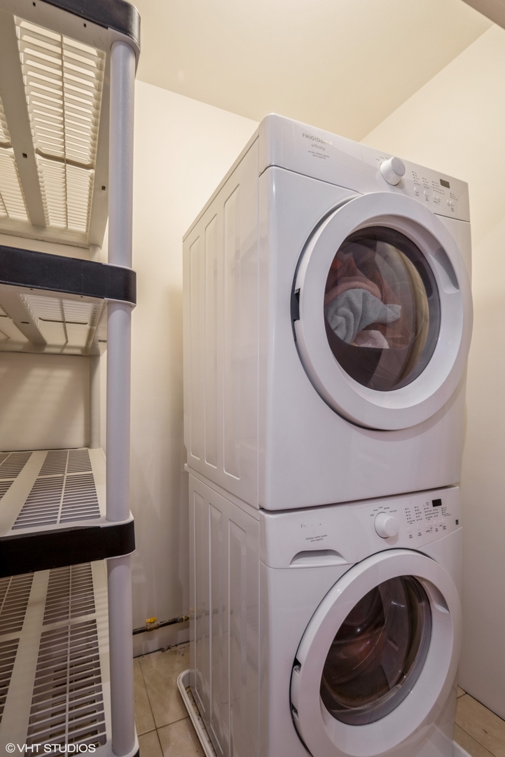 4806 S St. Lawrence Avenue Unit: 1S