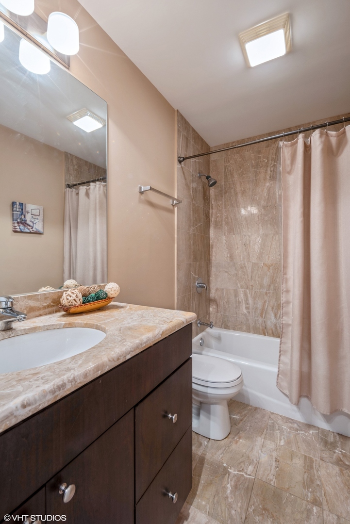 4806 S St. Lawrence Avenue Unit: 1S