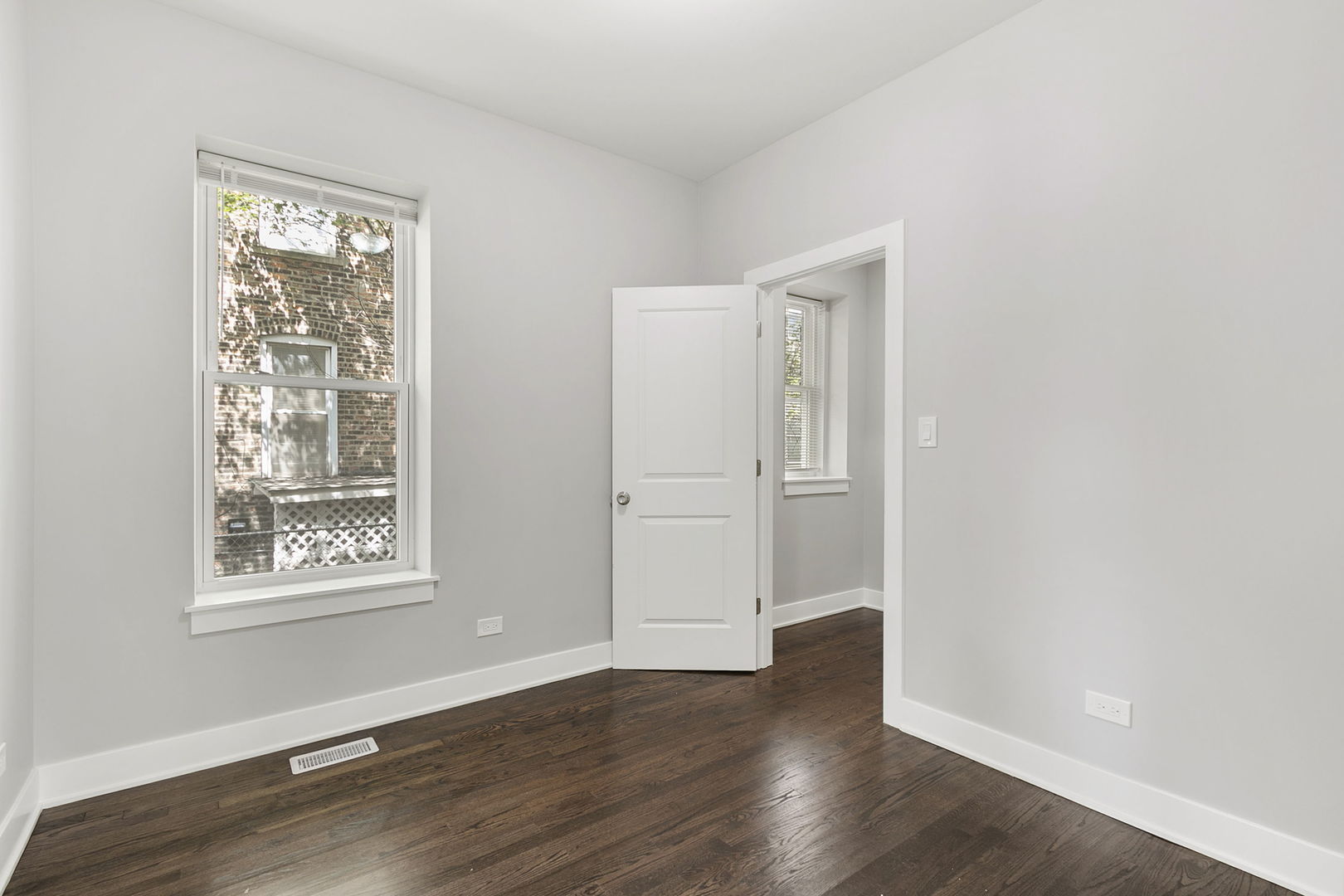 7359 S Emerald Avenue Unit: F1