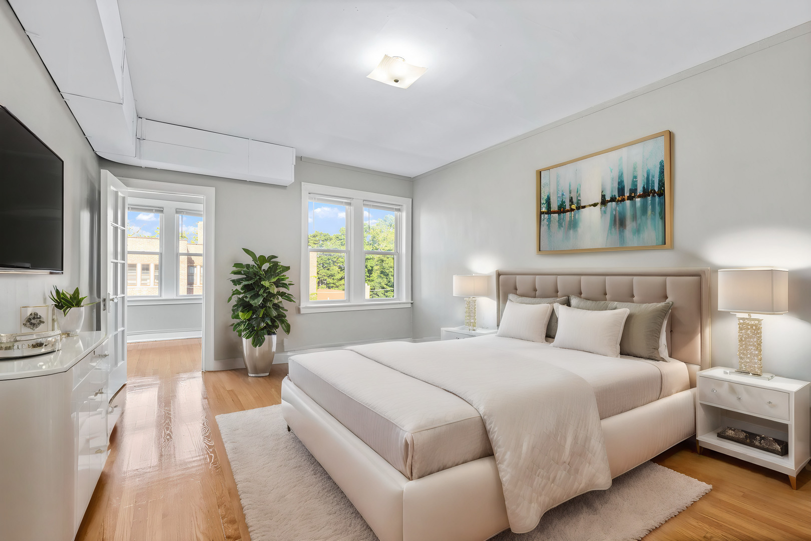 7830 S Luella Avenue Unit: 3S