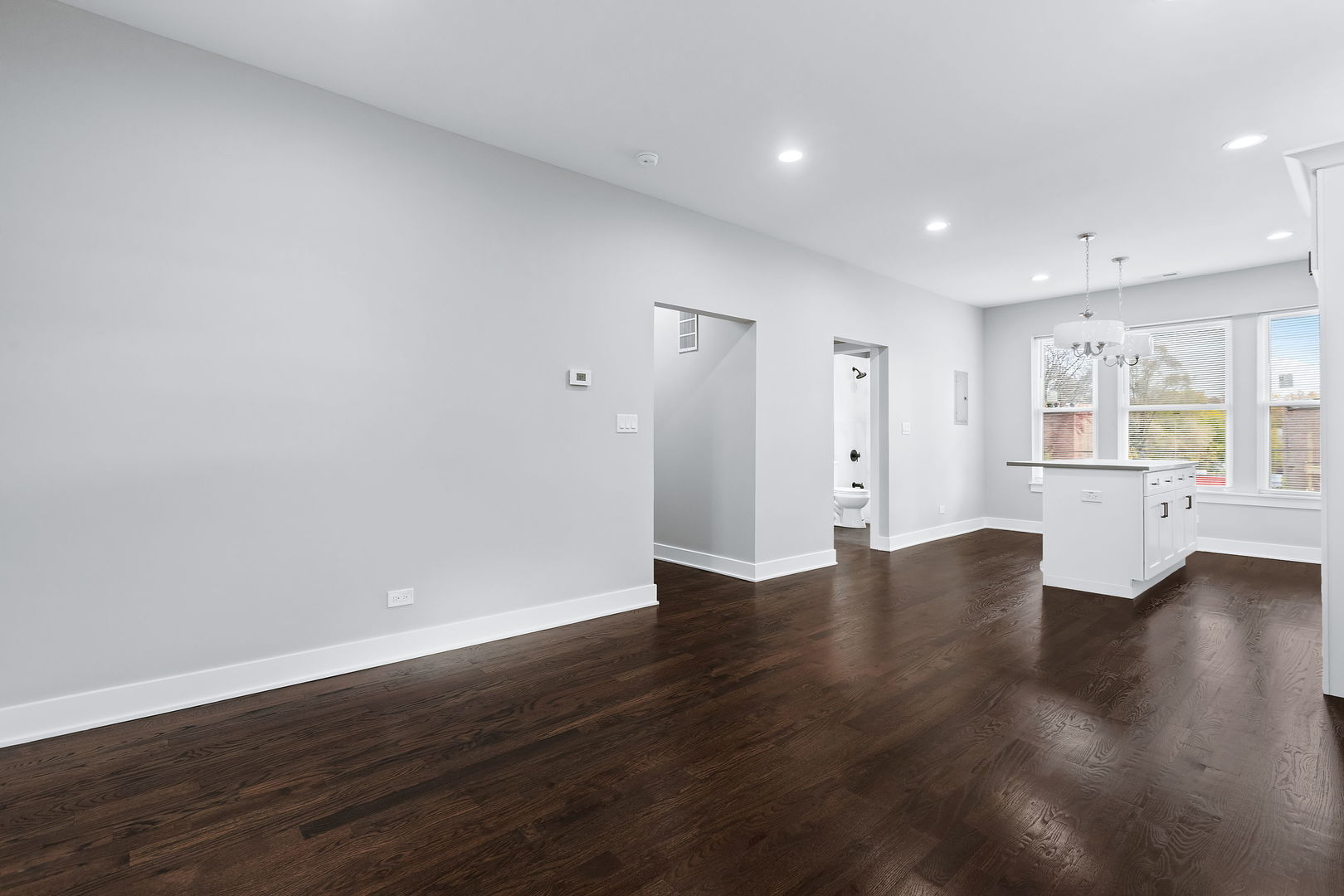 7239 S Emerald Avenue Unit: R1