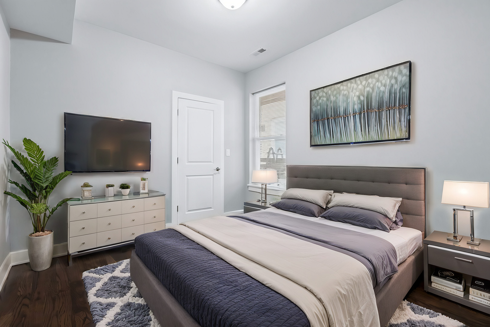 7239 S Emerald Avenue Unit: R1