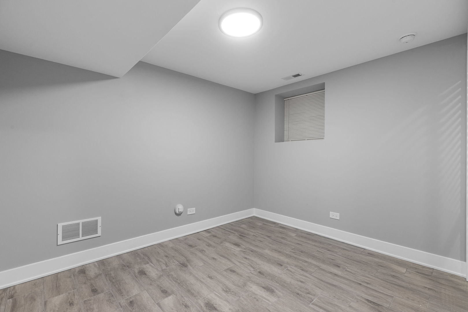 7237 S Emerald Avenue Unit: G