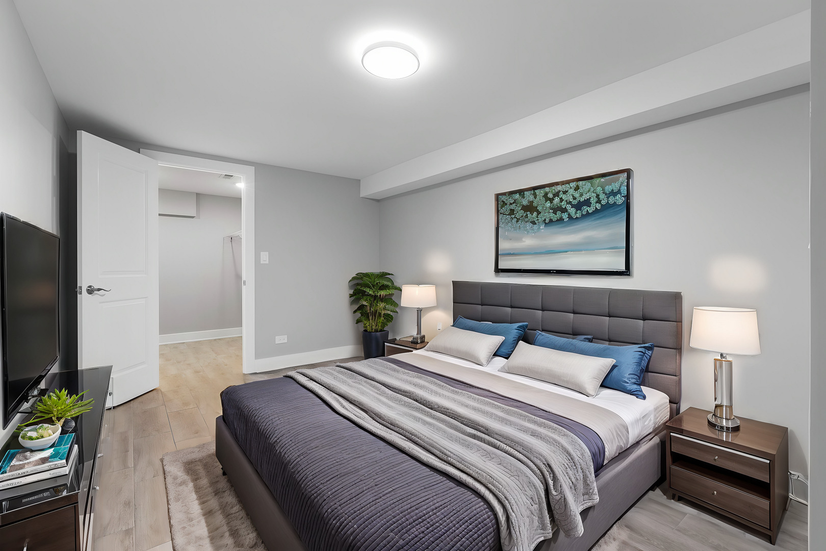 7237 S Emerald Avenue Unit: G