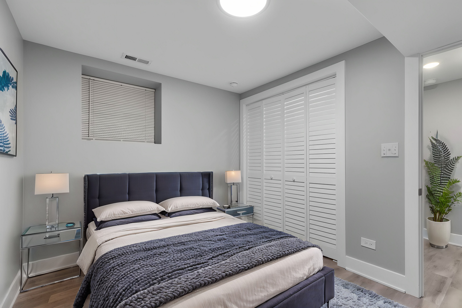 7237 S Emerald Avenue Unit: G