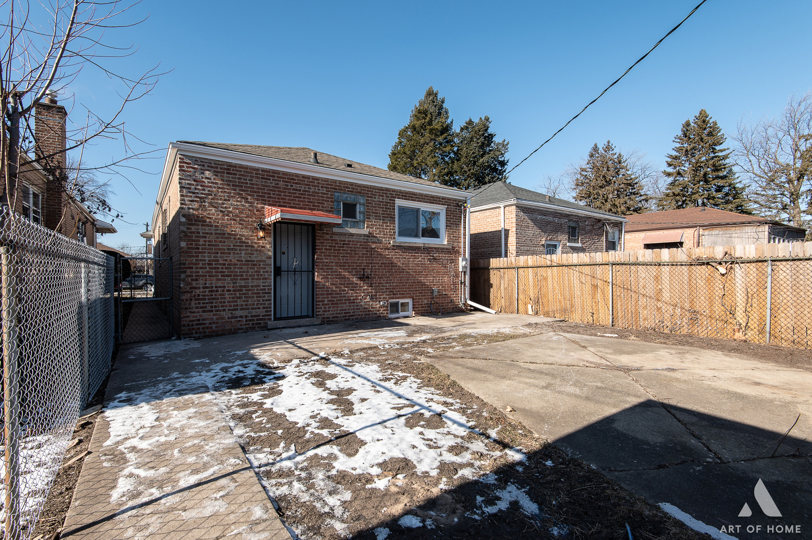 9009 S PHILLIPS Street