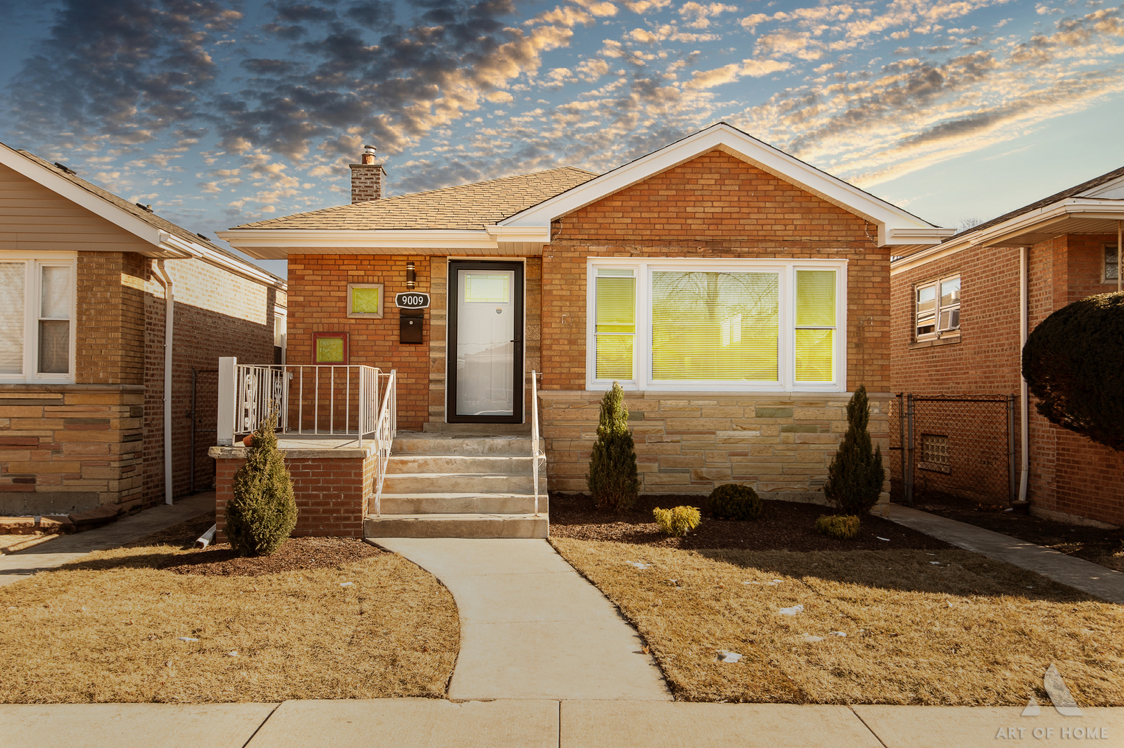 9009 S PHILLIPS Street