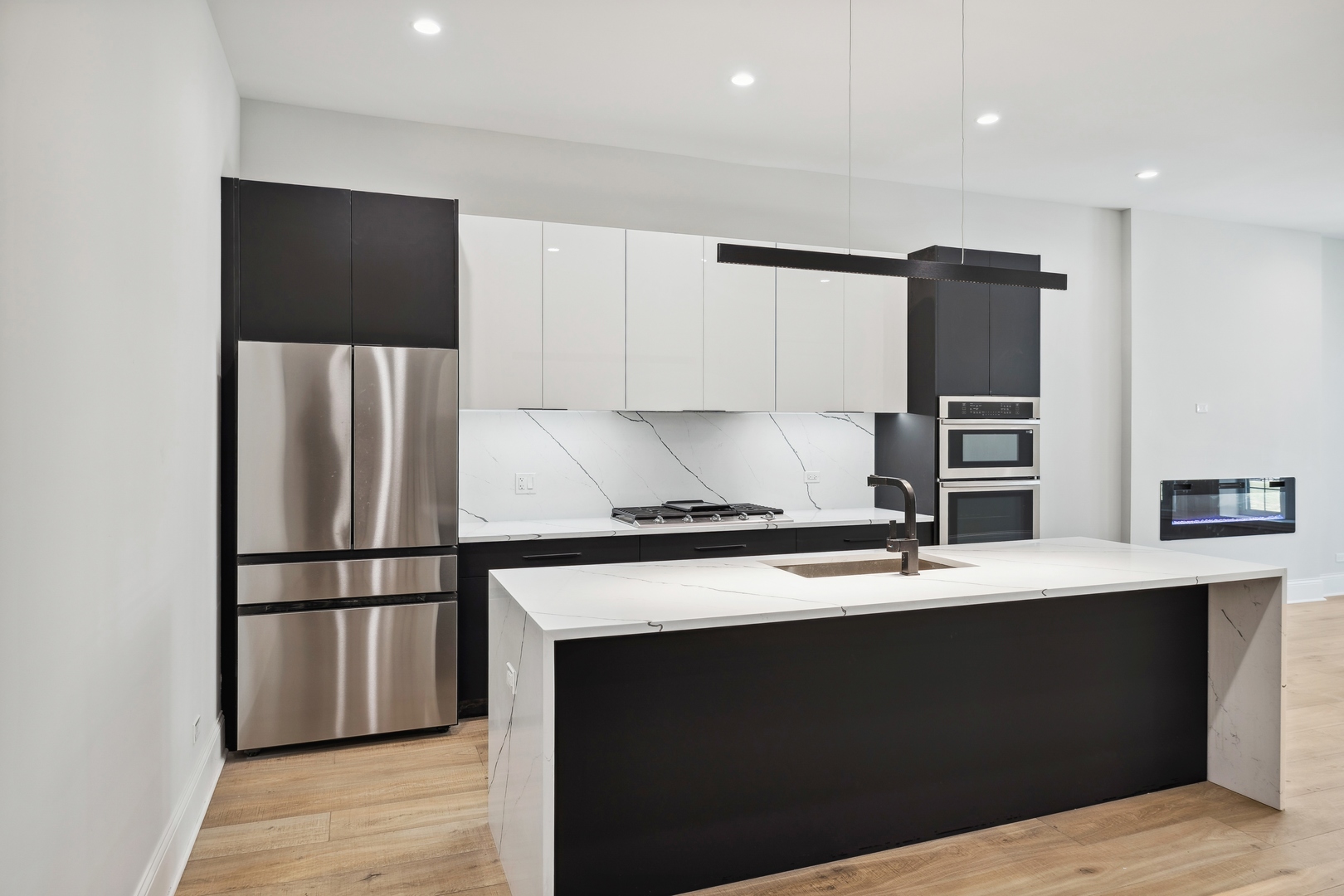 4023 S Vincennes Avenue Unit: 1