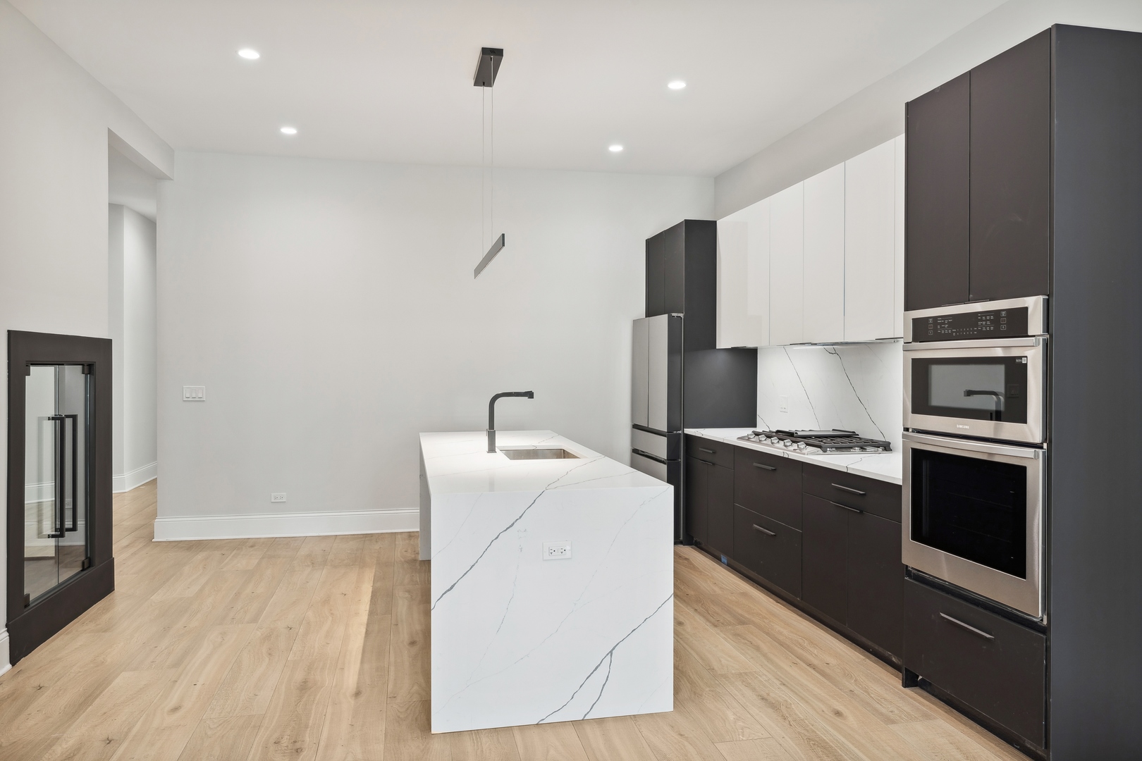 4023 S Vincennes Avenue Unit: 1