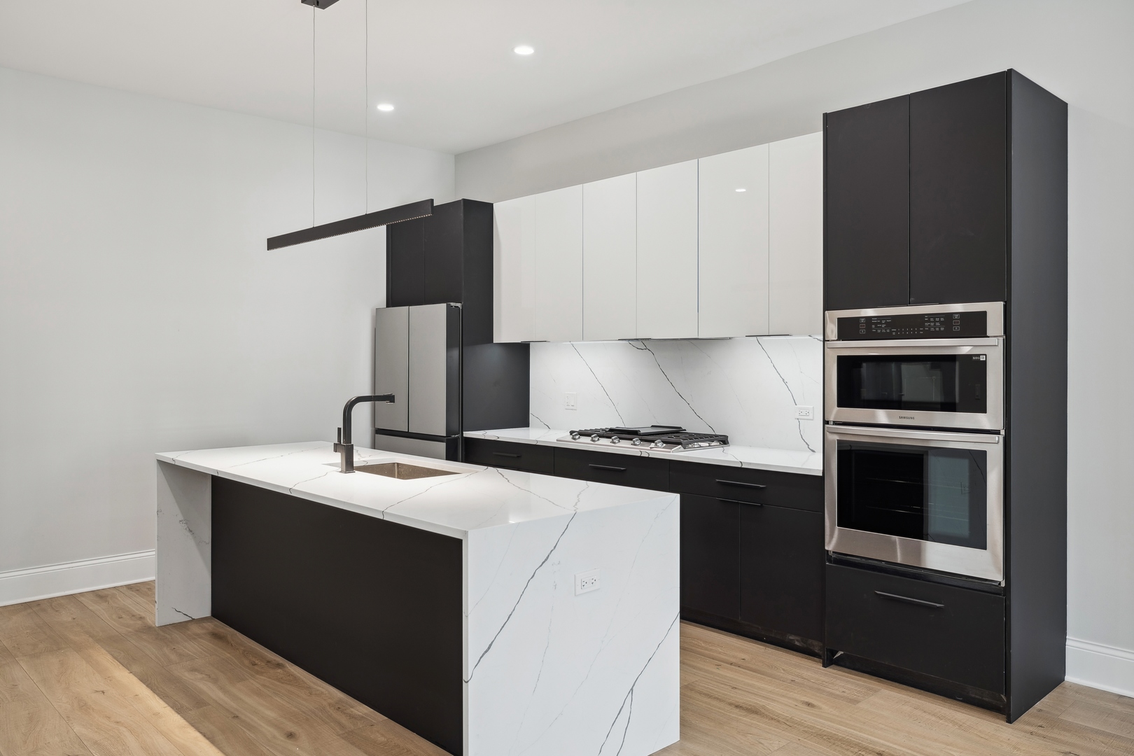 4023 S Vincennes Avenue Unit: 1